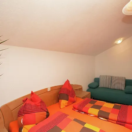 Apartment Sunlit Apartment Near Ski Area In Hollersbach Im Pinzgau *