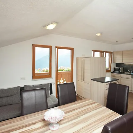 Sunlit Apartment Near Ski Area In Hollersbach Im Pinzgau Apartment *