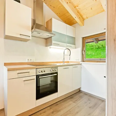 Sunlit Apartment Near Ski Area In Hollersbach Im Pinzgau