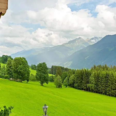 Sunlit Apartment Near Ski Area In Hollersbach Im Pinzgau Apartment *