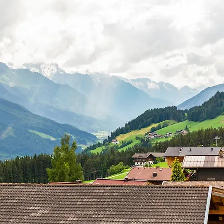 Sunlit Apartment Near Ski Area In Hollersbach Im Pinzgau Apartment